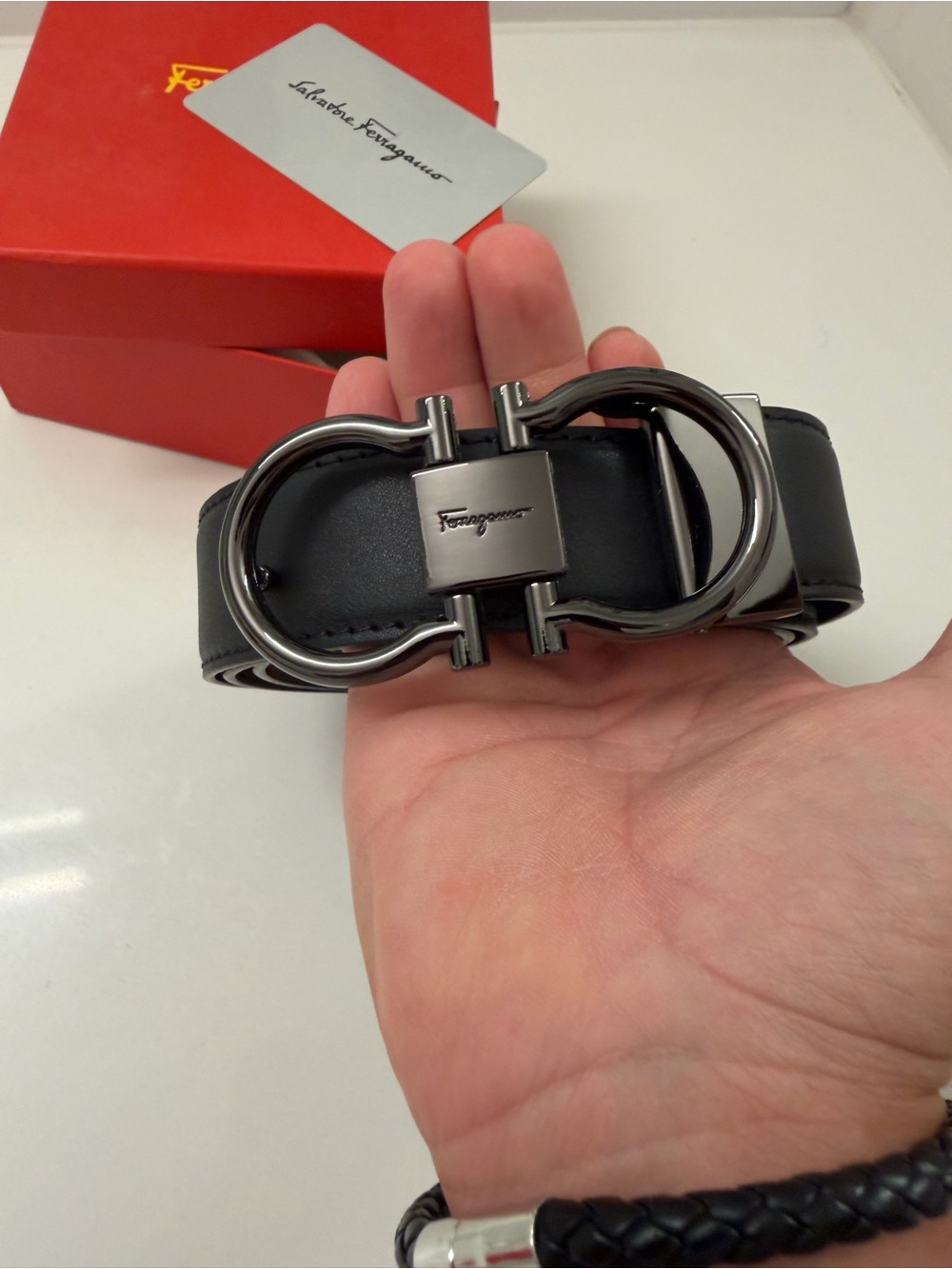 Salvatore Ferragamo Reversible Black & Brown Leather Double Gancini Belt - Picture 2 of 11